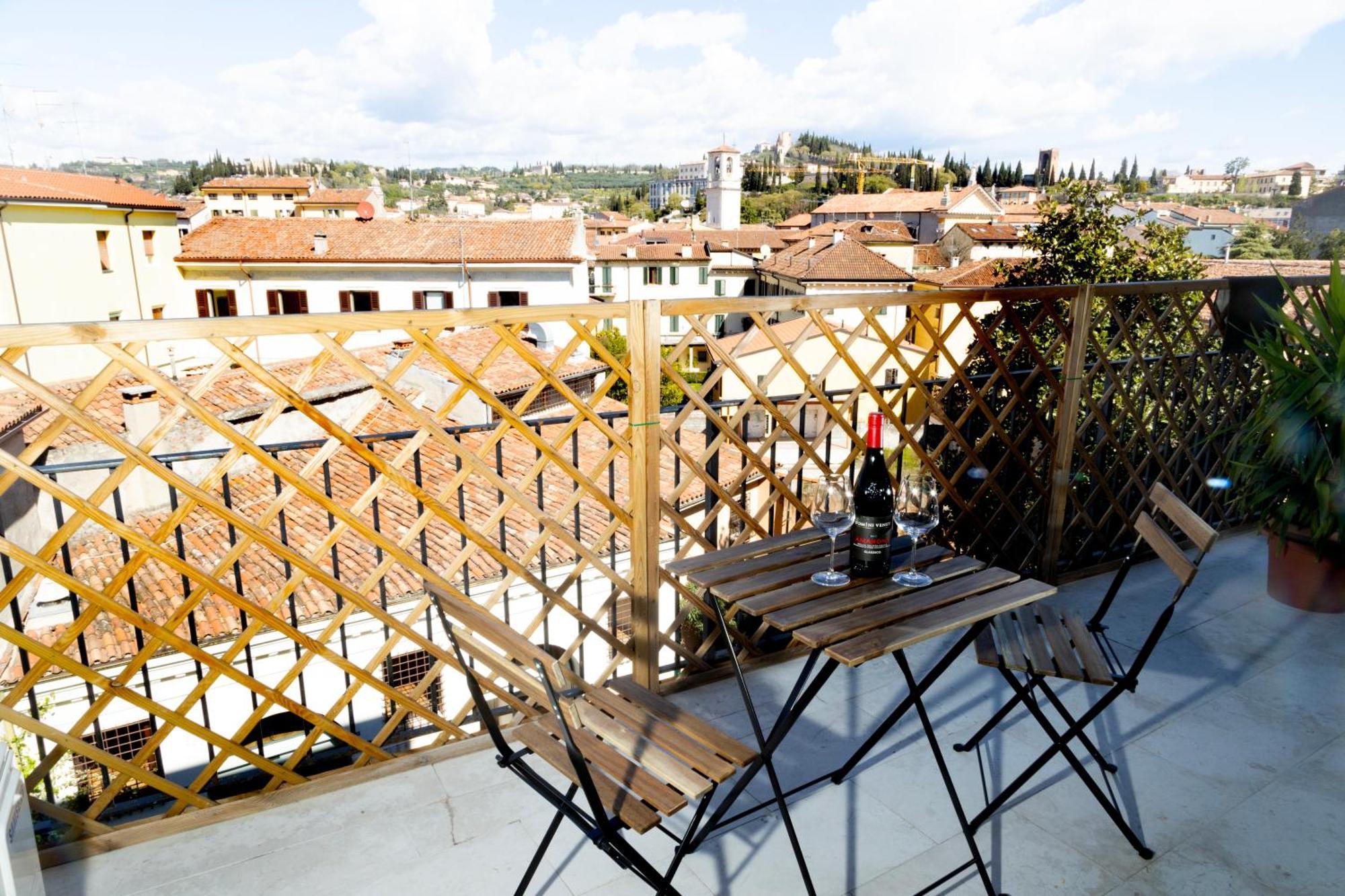 Verona Relax & Stay Rooms Exterior photo