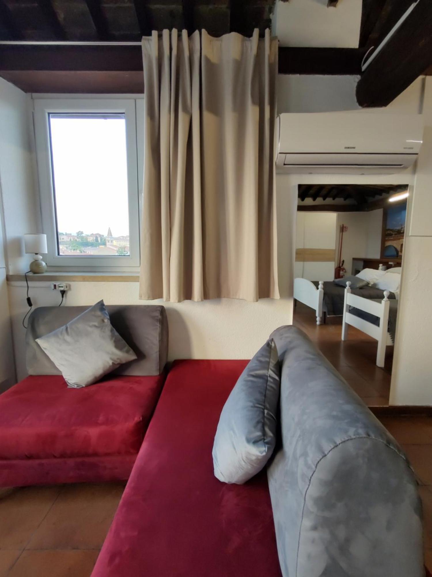 Verona Relax & Stay Rooms Exterior photo